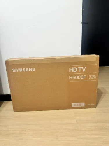 Samsung Smart Monitor TV 32", HD, Plataforma<br>Tizen? Preta