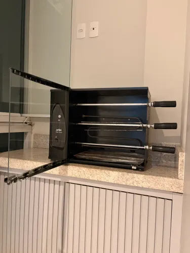 forno/assador elétrico com 3 espetos giratórios da Arke