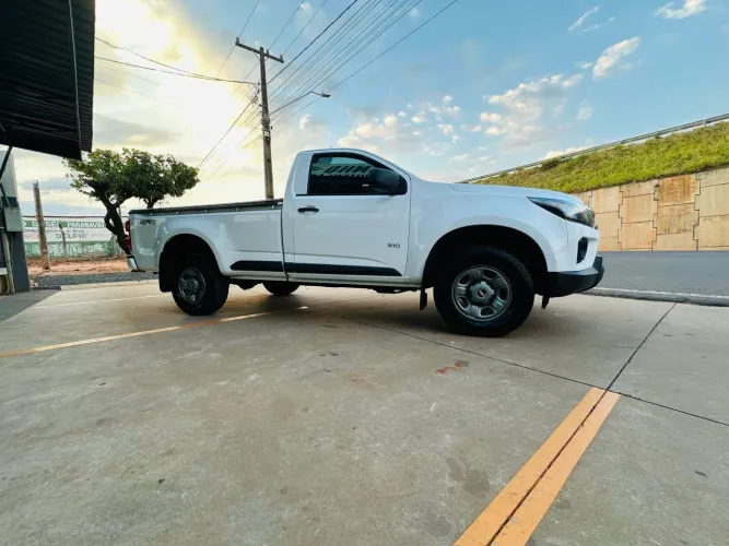Chevrolet S10 Pick-up LS 2.8 TDI 4X4 CS Diesel 2022
