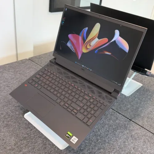 Notebook Gamer Dell G15 5510 | Intel Core i5 10a Geração | 16GB RAM | SSD 256GB | GTX 1650