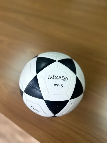 Bola Mikasa FT-5 Tamanho 5