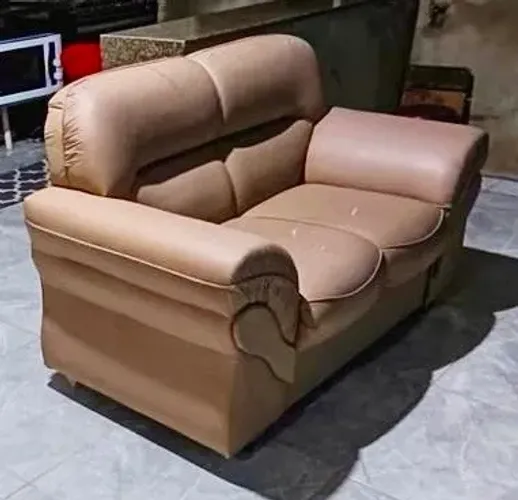 Sofá de Couro / Armário Multiuso