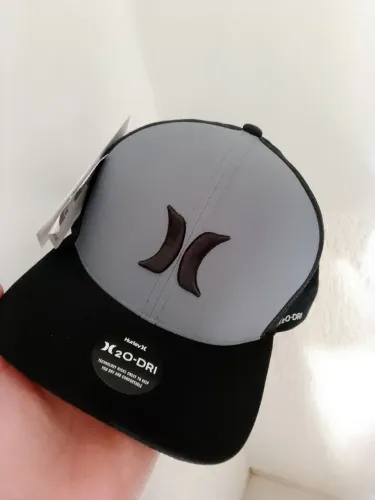 Boné hurley zero sem uso