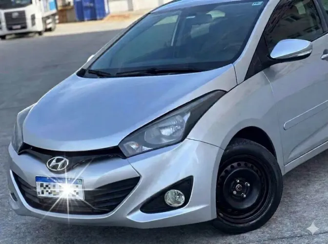 Hyundai HB20 Premium 1.6 Flex 16V Mec. 2013