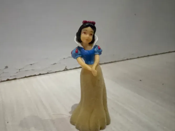 Miniatura boneca princesa branca de neve disney