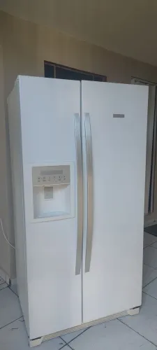 Geladeira Syde by Syde Samsung em perfeito estado duas portas geladeira e freezer 