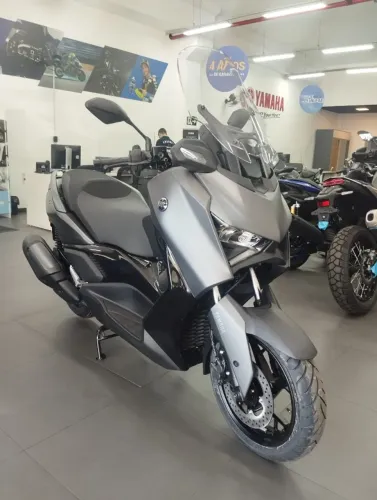 XMAX 300 2027 - Cartão em até 21x *consulte condições