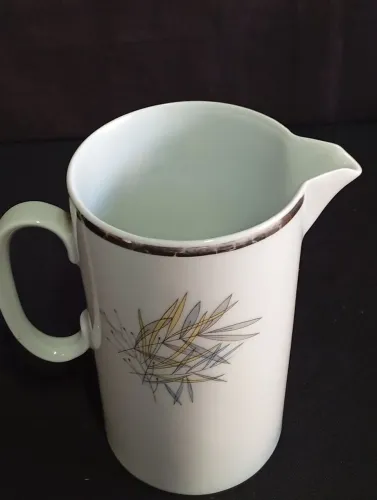 Antigo bule de leite porcelana Rener