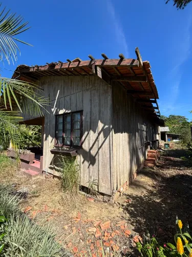 Casa de madeira para demolição 