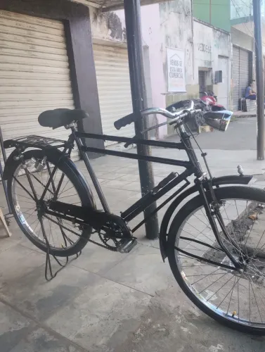 Bicicleta antiga retrô