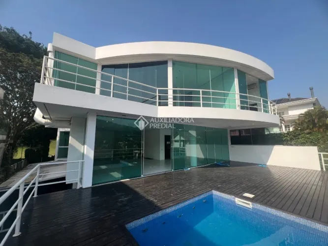 Casa no Jd. Saulo Ramos Canto da Lagoa da Conceição - Florianópolis