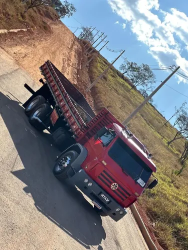 TITAN 2004 18.310