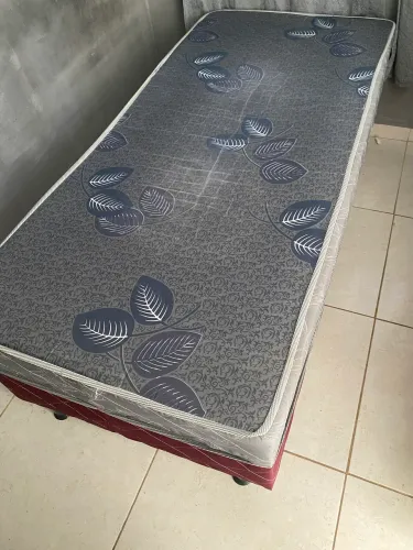 Cama de solteiro