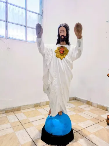 Imagem de gesso Jesus Cristo/ Oxalá 