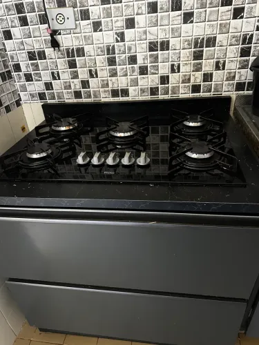 Armário de cozinha + gabinete com fogão cooktop