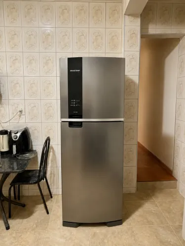 Geladeira Brastemp Frost Free Duplex Inox - Bem Conservada