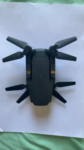 DRONE E58 NOVO