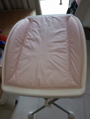 Trocador de menina