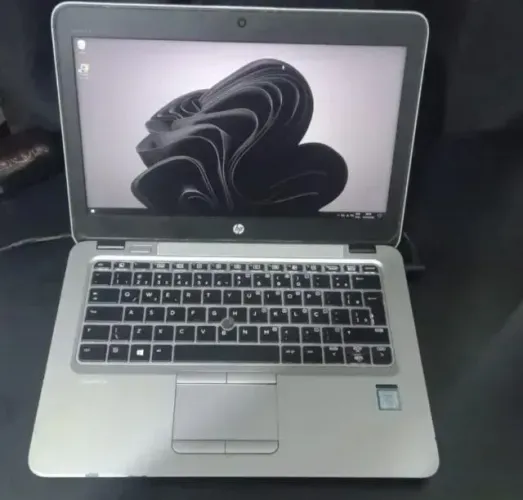HP EliteBook 820 G3 820