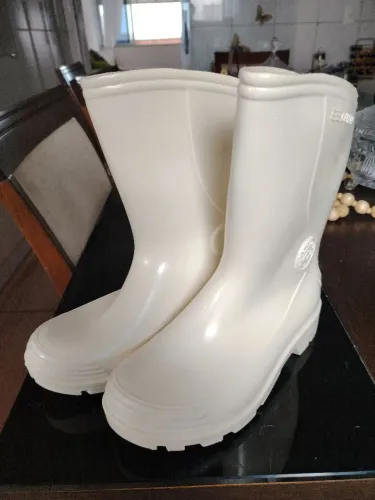 Bota de borracha branca