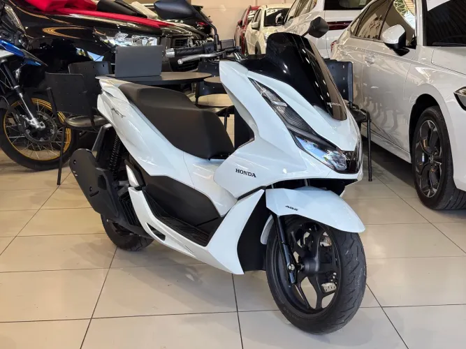 Honda Pcx 160cc Abs 2024 ( ESTADO DE ZERO - Apenas 2 Mil Km Rodados )