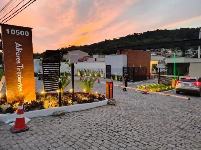 Terreno/Loteamento à Venda em Várzea das Moças