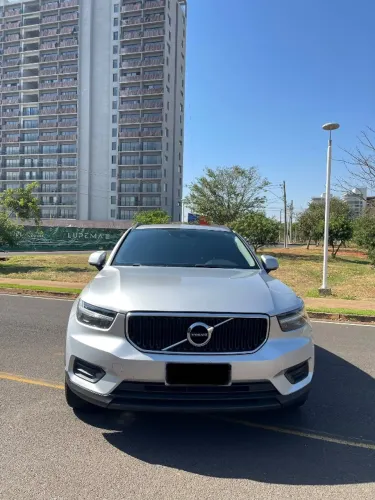 Volvo XC40 T-4 2.0 190cv FWD 2019