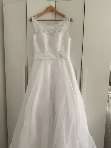 VENDO VESTIDO DE NOIVA JJ?S HOUSE