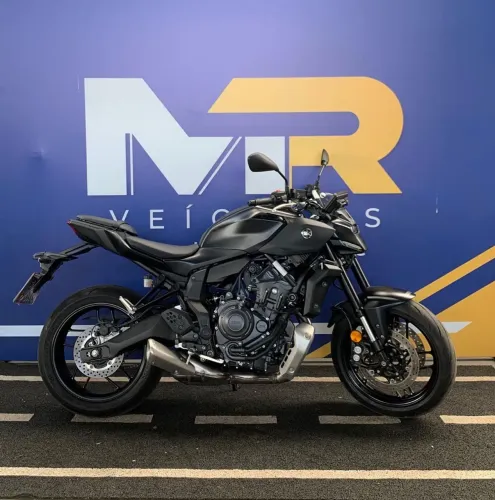 Yamaha MT-07/MT-07 Connected (@mrveiculos)