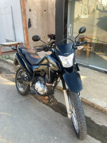 Broos 23/24 no preço pra ir embora hoje