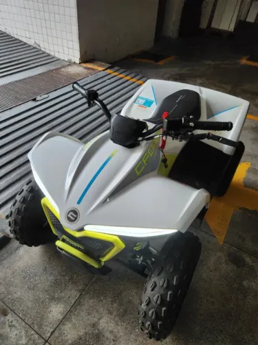 QUADRICICLO ELÉTRICO INFANTIL CFMOTO CFORCE EV110 2024 | IMPECÁVEL | ESTADO DE ZERO