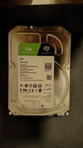 HD interno de 8TB - Seagate BarraCuda 3.5 hdd