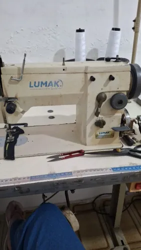 Maquina de costura Semi Industrial Lumak <br>Modelo 20 U