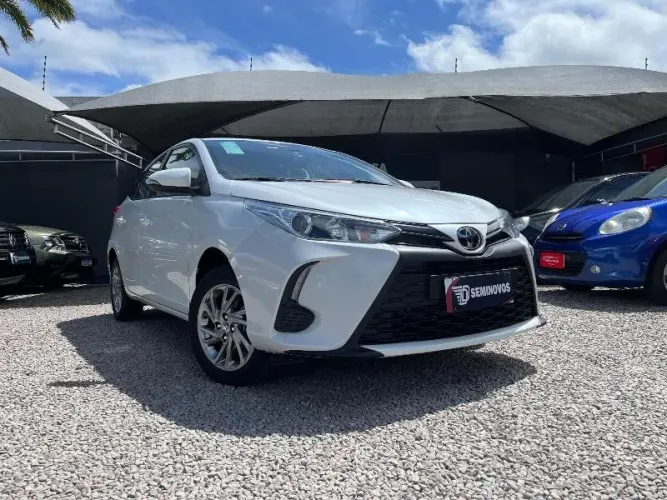 Toyota Yaris XS 1.5 Flex 16V 5P Aut. 2023