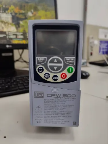 Inversor De Frequência Weg CFW500 2CV 380V-480V 4.3A