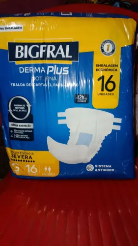 Fraldas descartáveis