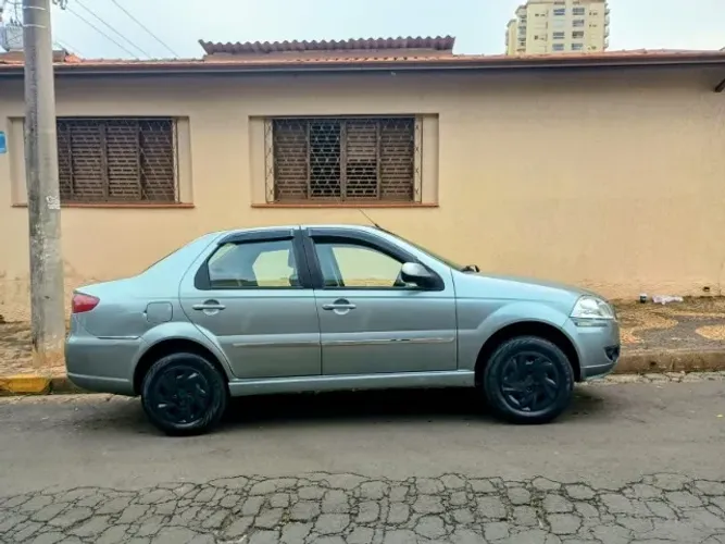 Fiat Siena EL 1.0 MPI Fire Flex 8V 4P 2011