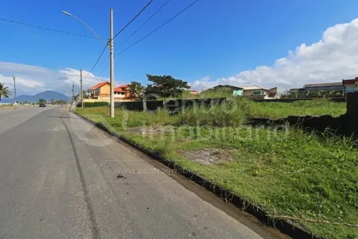 TERRENO à venda em Peruíbe, no bairro Jardim Mar E Sol
