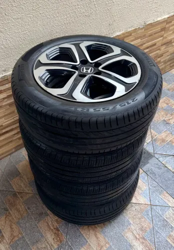 Jogo RODAS 17 + PNEUS Novíssimo?