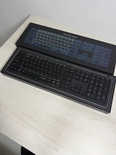 TECLADO CLEVETURA CLVX 1
