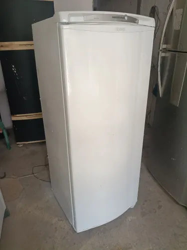 Vendo geladeira Consul fros fre