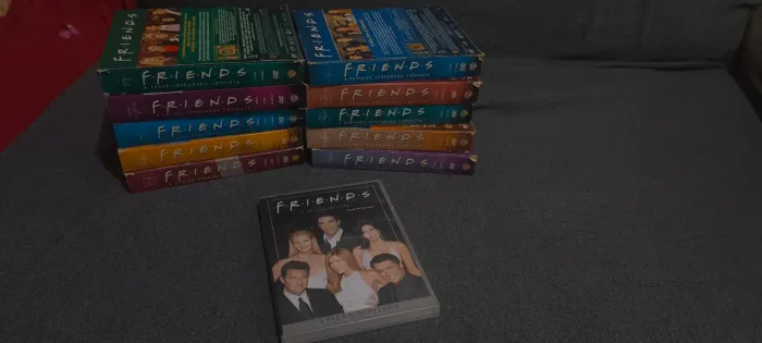 Box FRIEND 10 temporadas completas e um DVD extra