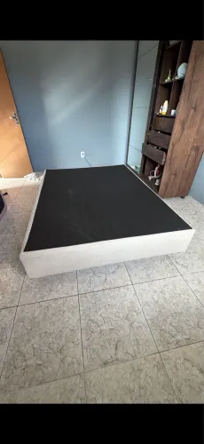 Base cama box novíssima