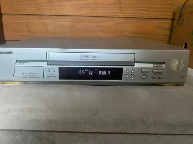 DVD VHS com gravador 