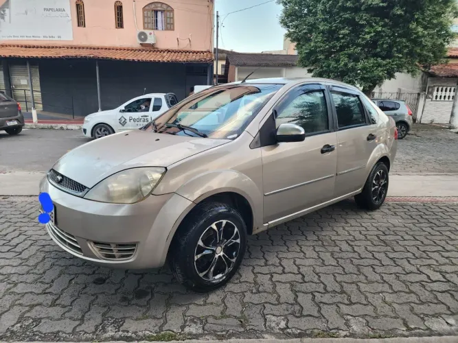 Ford Fiesta Sed. Personnalite 1.0 8V 4P 2006