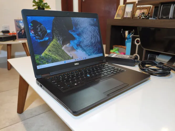 Notebook Dell Latitude Intel i5 HQ 7gen, 8GB RAM, SSD 480GB, Tela de 14 polegadas