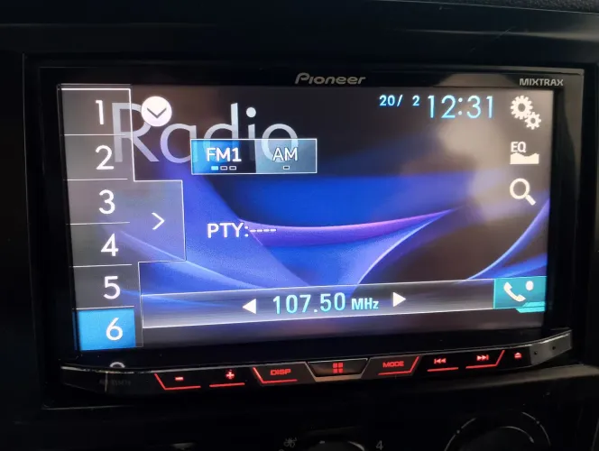 Central multimídia e midia Pioneer AVHX598TV