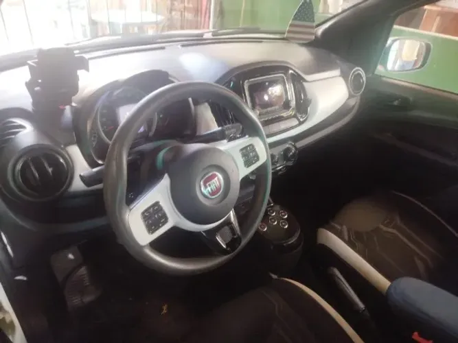 Fiat Uno Evolution 1.4 Fire Flex 8V 5P 2015