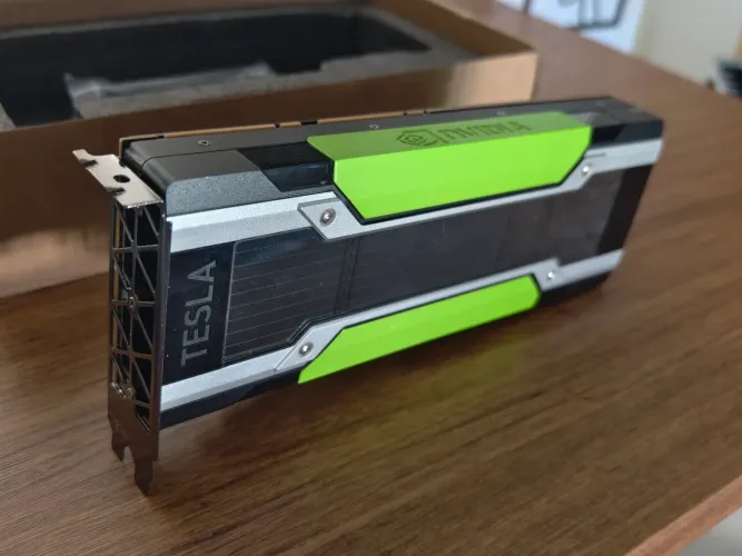 Nvidia tesla p100 16gb hbm2