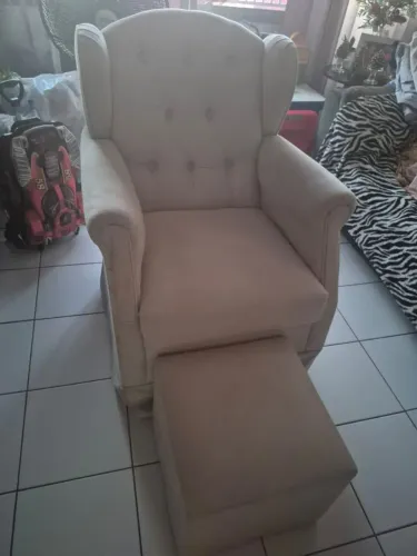 Poltrona de amamentação